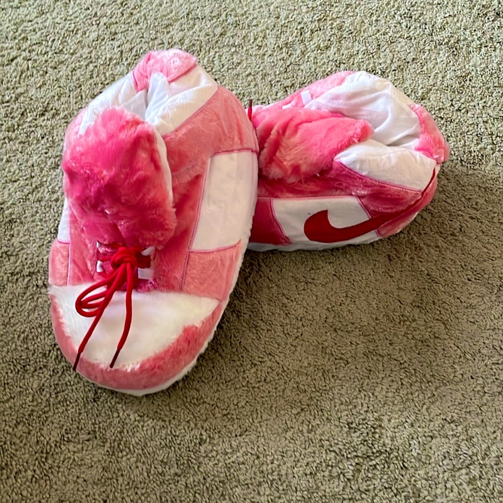 NEW Fluffy NIKE shoes